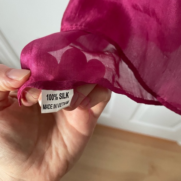 Silk scarf - Picture 2 of 4